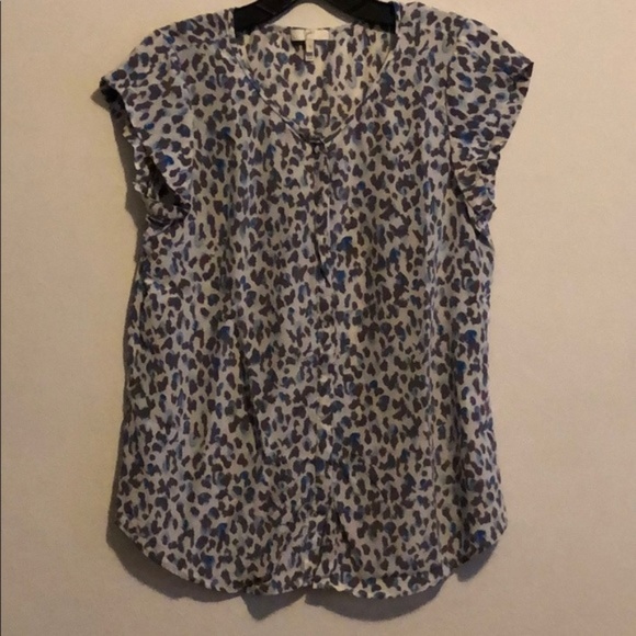 New Joie Iva 100% silk animal leopard cheetah cap sleeve button blouse top - Picture 5 of 8